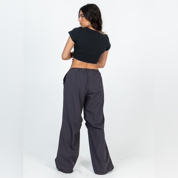 🖤 Princess Polly Black Parachute Pants Size 6 Adjustable Hem Utility in BLACK - Picture 5 of 15